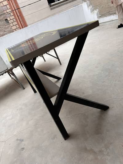 Computer table or work table