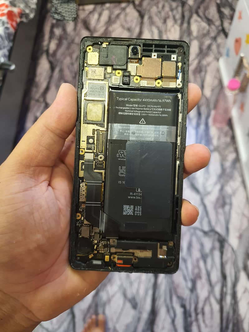 Google Pixel 6a 1