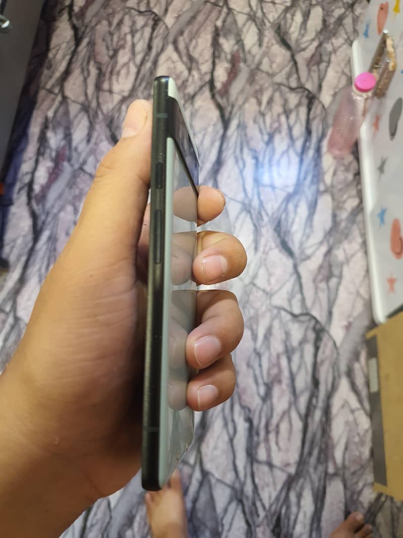 Google Pixel 6a 3