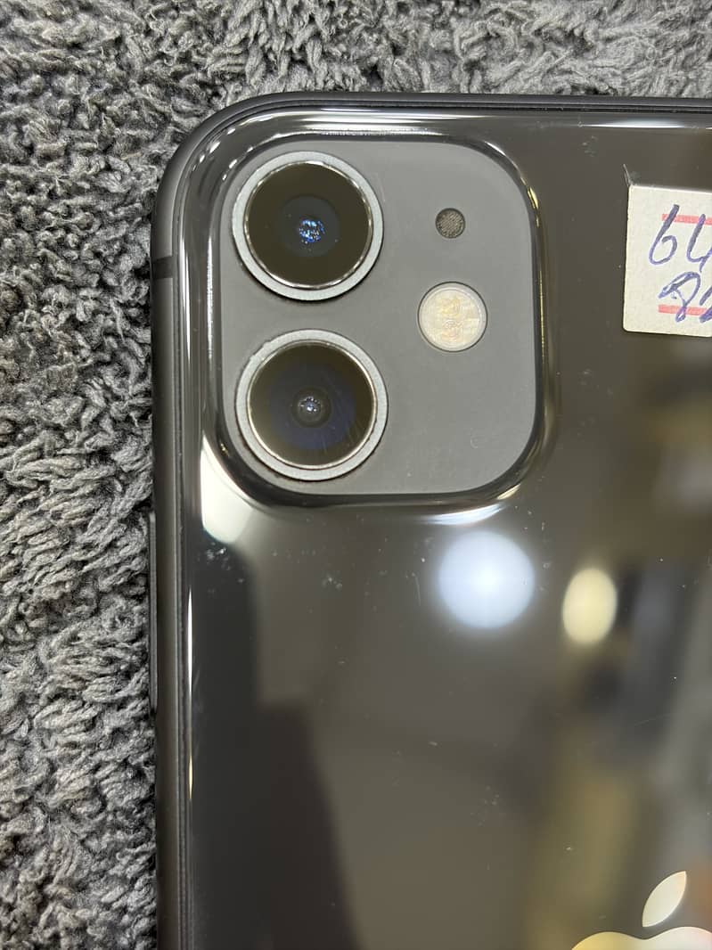 Apple iPhone 11 3