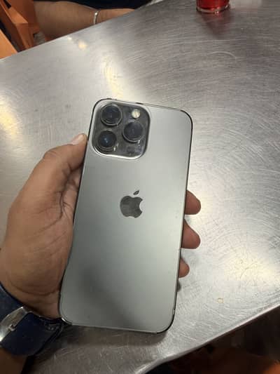 Apple iPhone 13 Pro