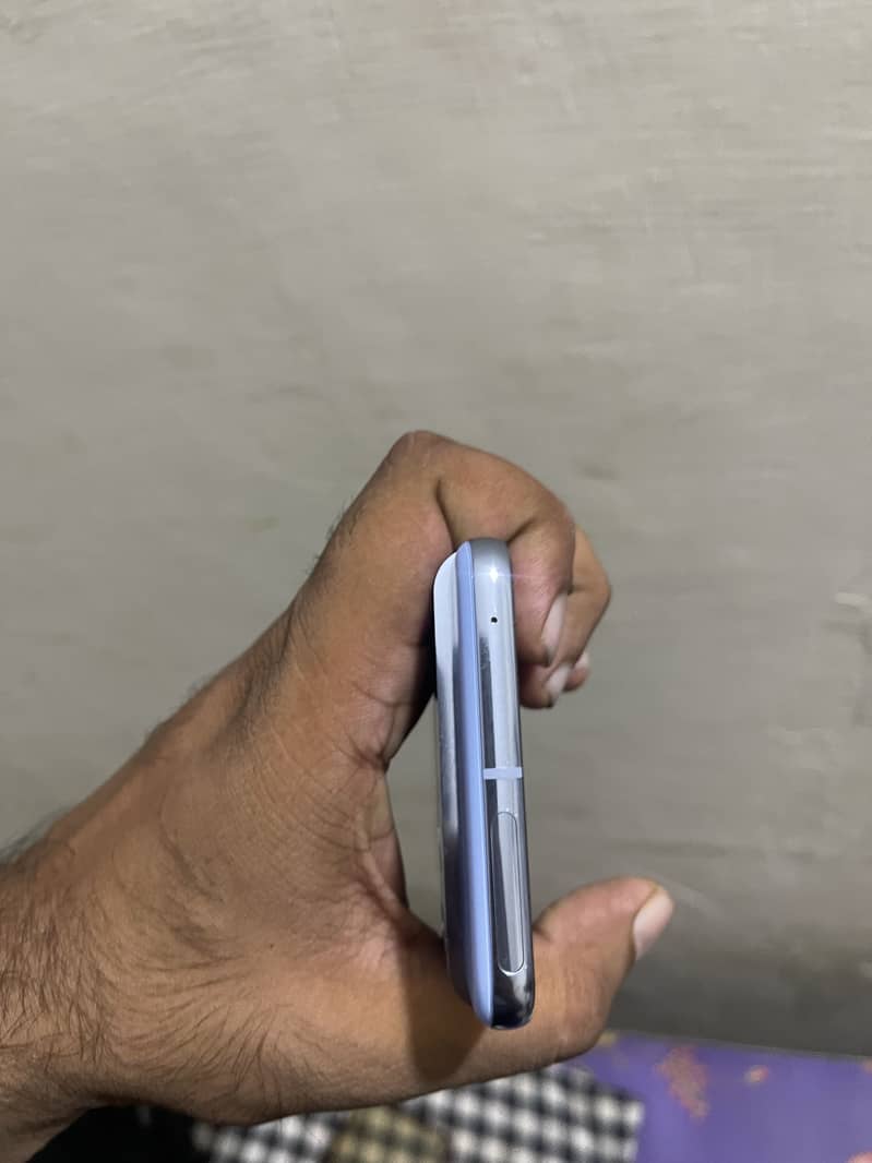 Google Pixel 8 Pro 5G 4