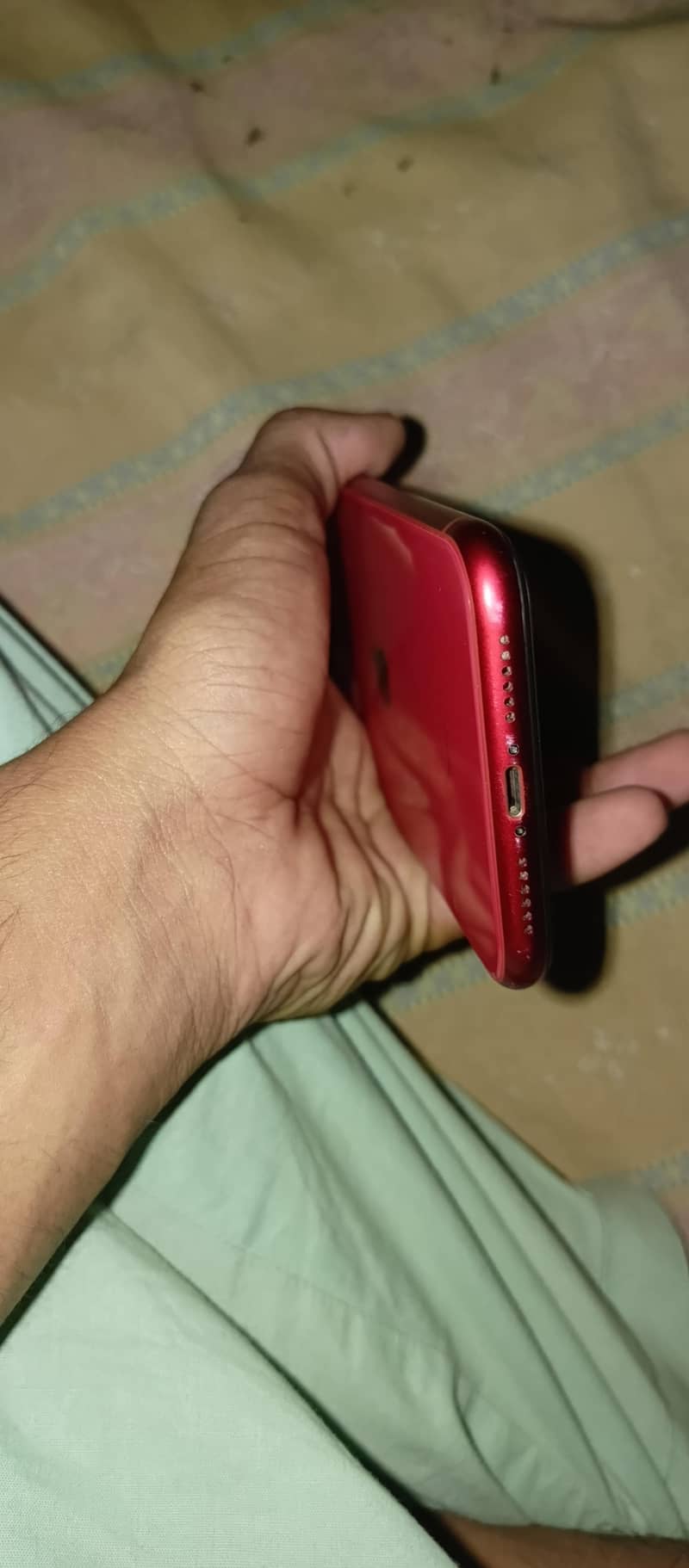 Apple iPhone 11 4