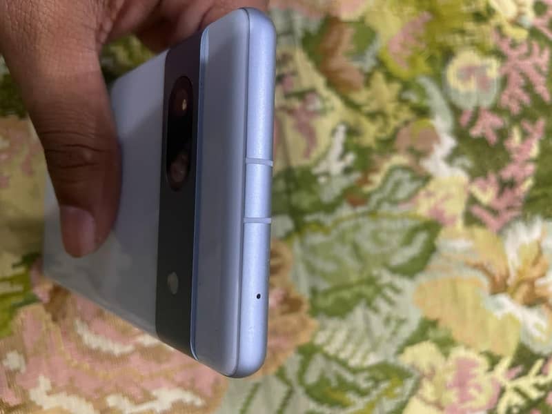 Google Pixel 7 5
