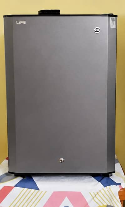 pel mini fridge