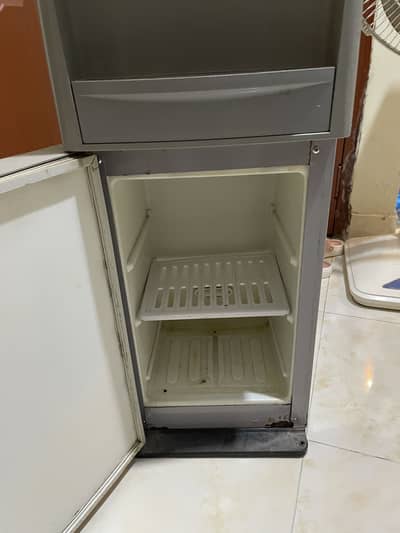 Orient OWD-531 Water Dispenser With Refrigerator – Hot Cold Normal