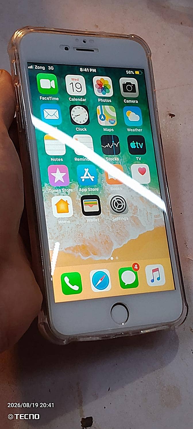 Apple iPhone 6 Plus 0