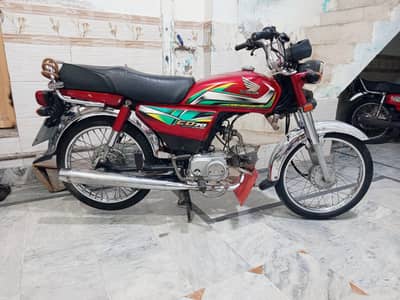 Honda cd 70cc model 21+22 ok condition pack injan totally genuine
