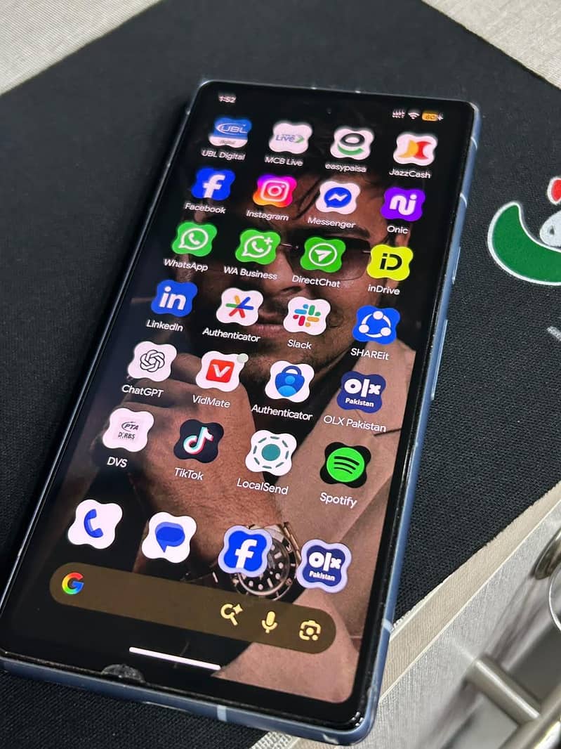 Google pixel 7a Official 6