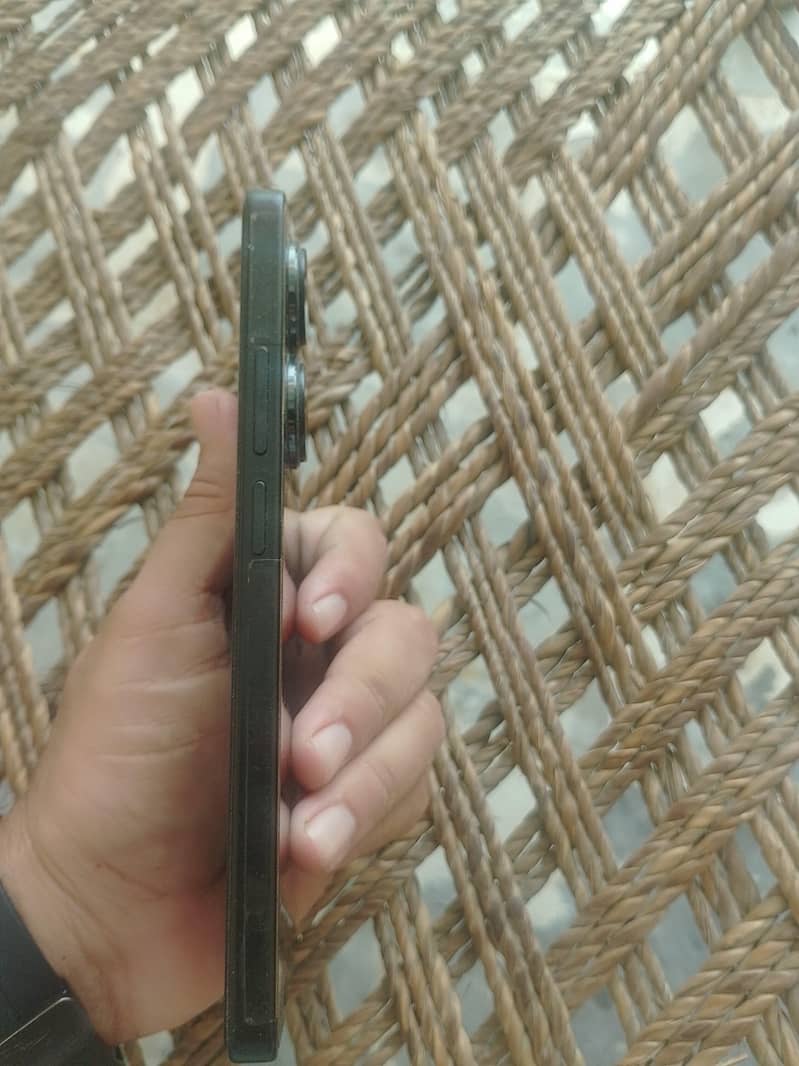 Redmi note 13 pro 4