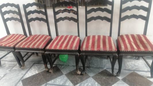 5 Wooden chairs 5000