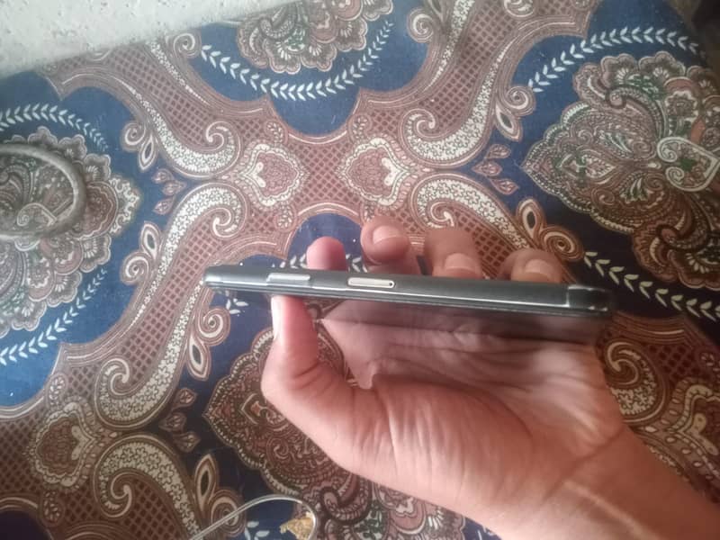 Apple iPhone X 5