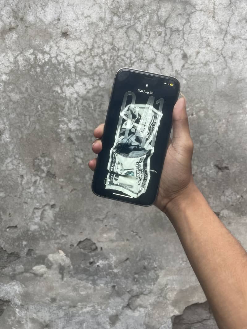Apple iPhone 11 3