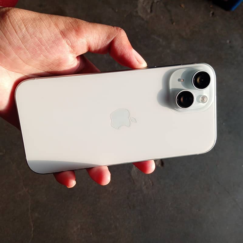 Apple iPhone 15 0