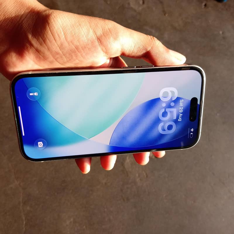 Apple iPhone 15 1