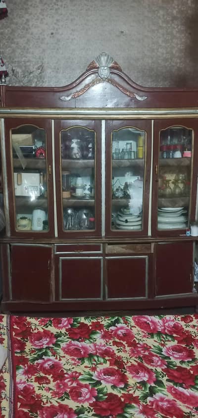 kitchen cabinet