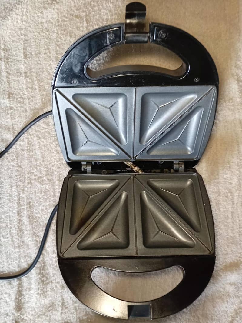 sandwich maker 1