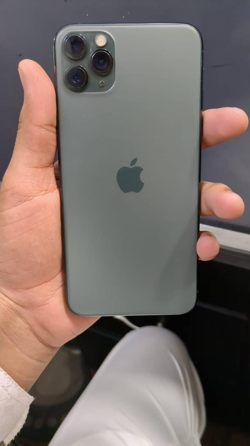 Apple iPhone 11 Pro Max 3