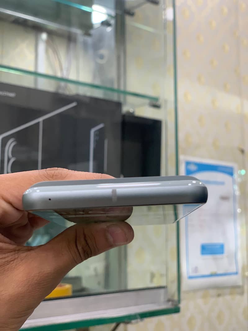 Google Pixel 8 1