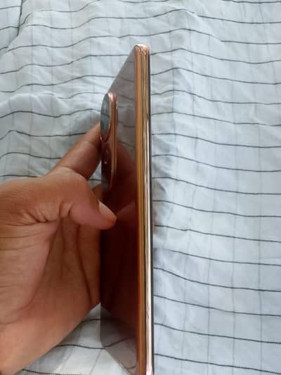 Vivo V40e