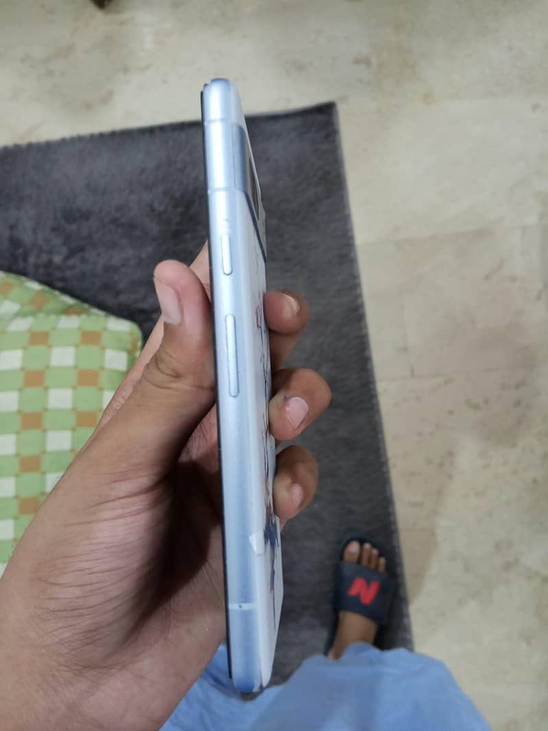 Google Pixel 7a 1