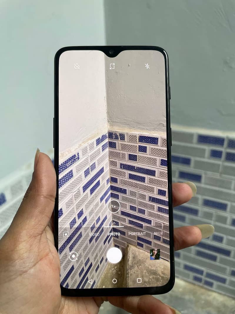 One Plus 6T 1