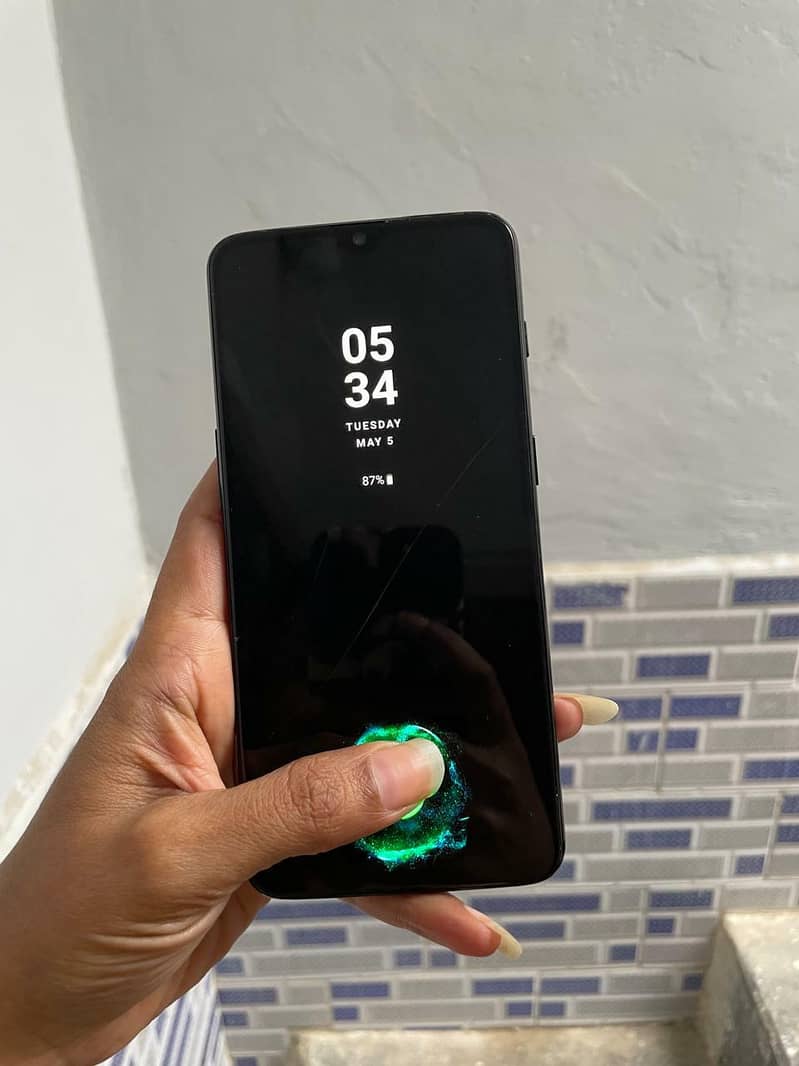 One Plus 6T 3