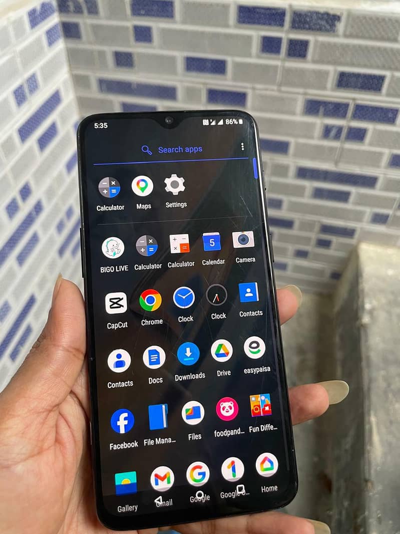 One Plus 6T 5