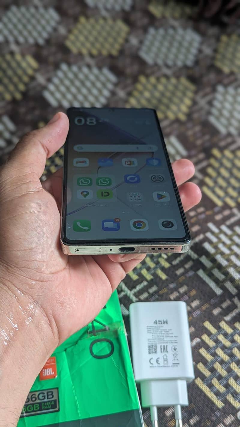 Infinix Note 40 8