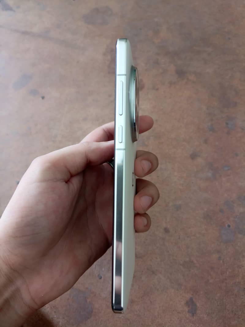 One Plus 13 4
