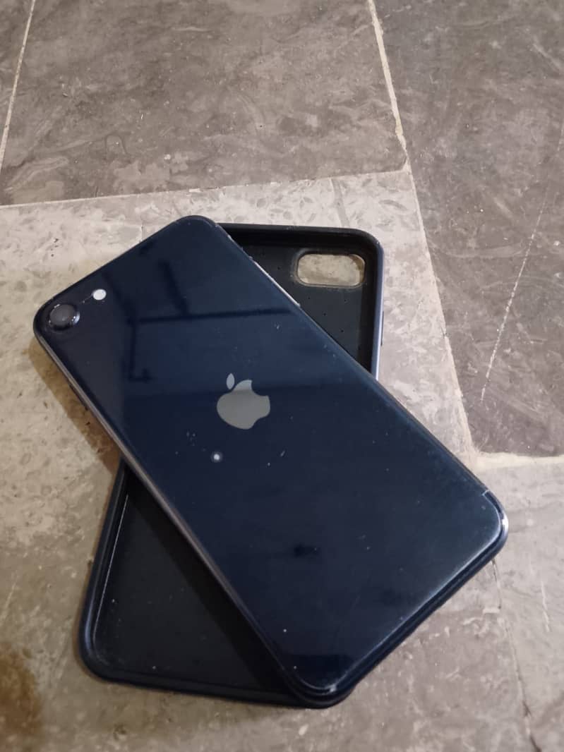 Apple iPhone SE 0
