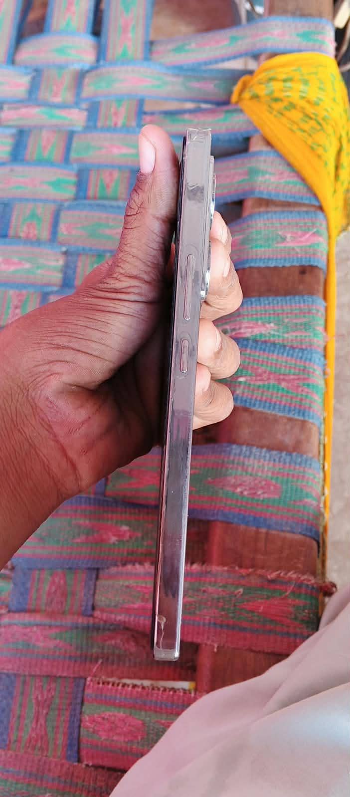 Infinix Note 40 5