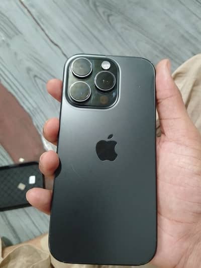 Apple iPhone 16 Pro 256gb in warrenty