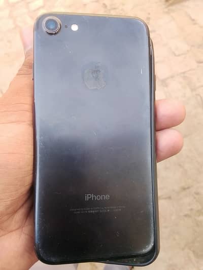 Apple iPhone 7