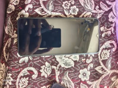 Vivo Y33s 8/128