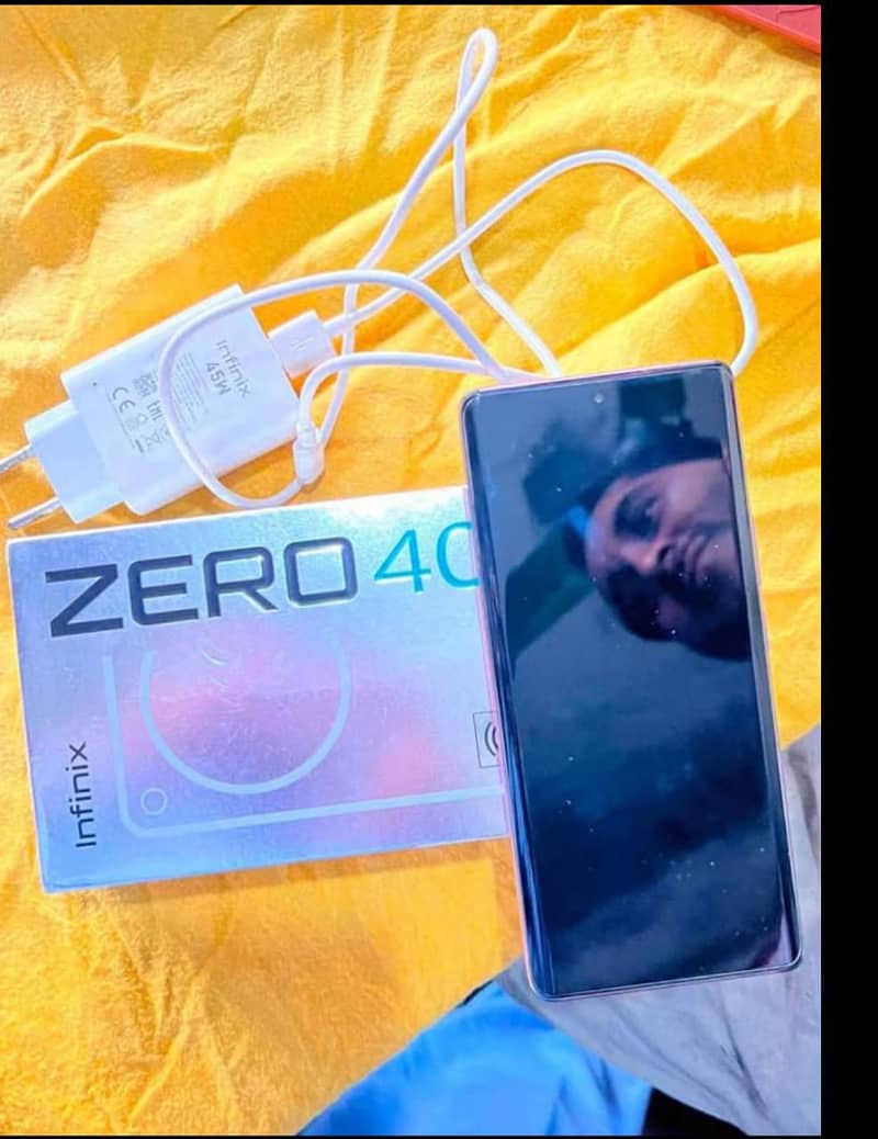 Infinix Zero 40 4