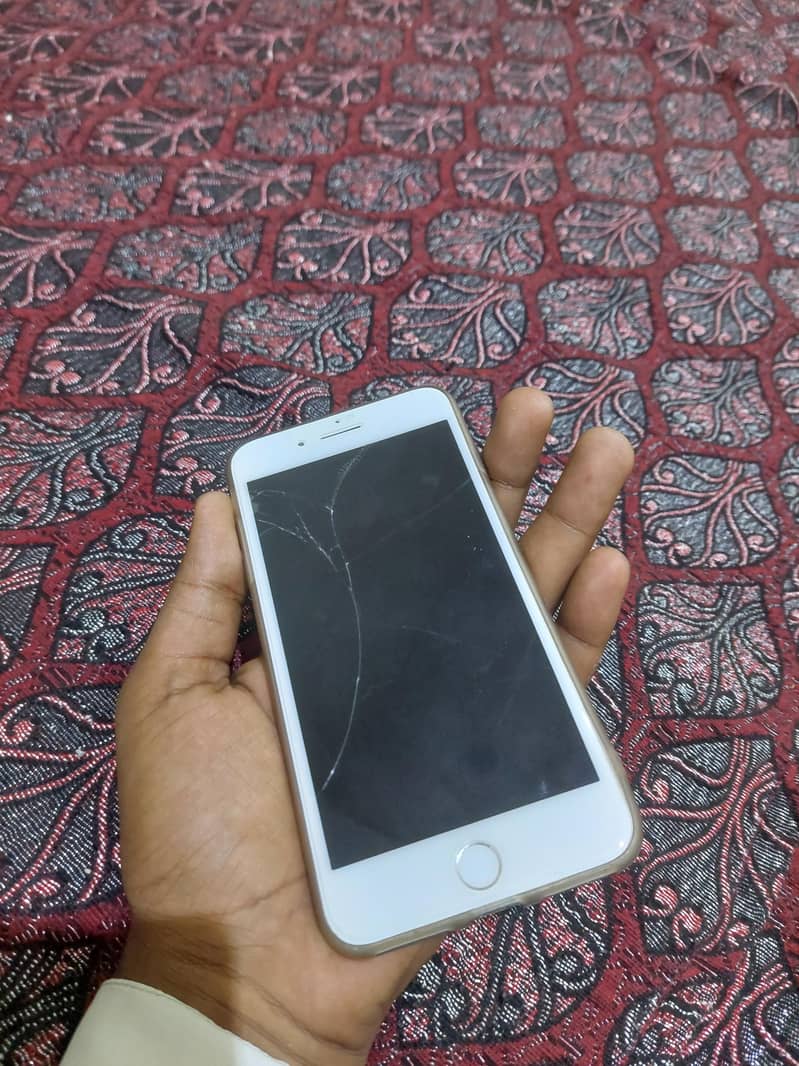 Apple iPhone 7 Plus 2