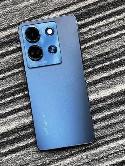 Infinix Note 30