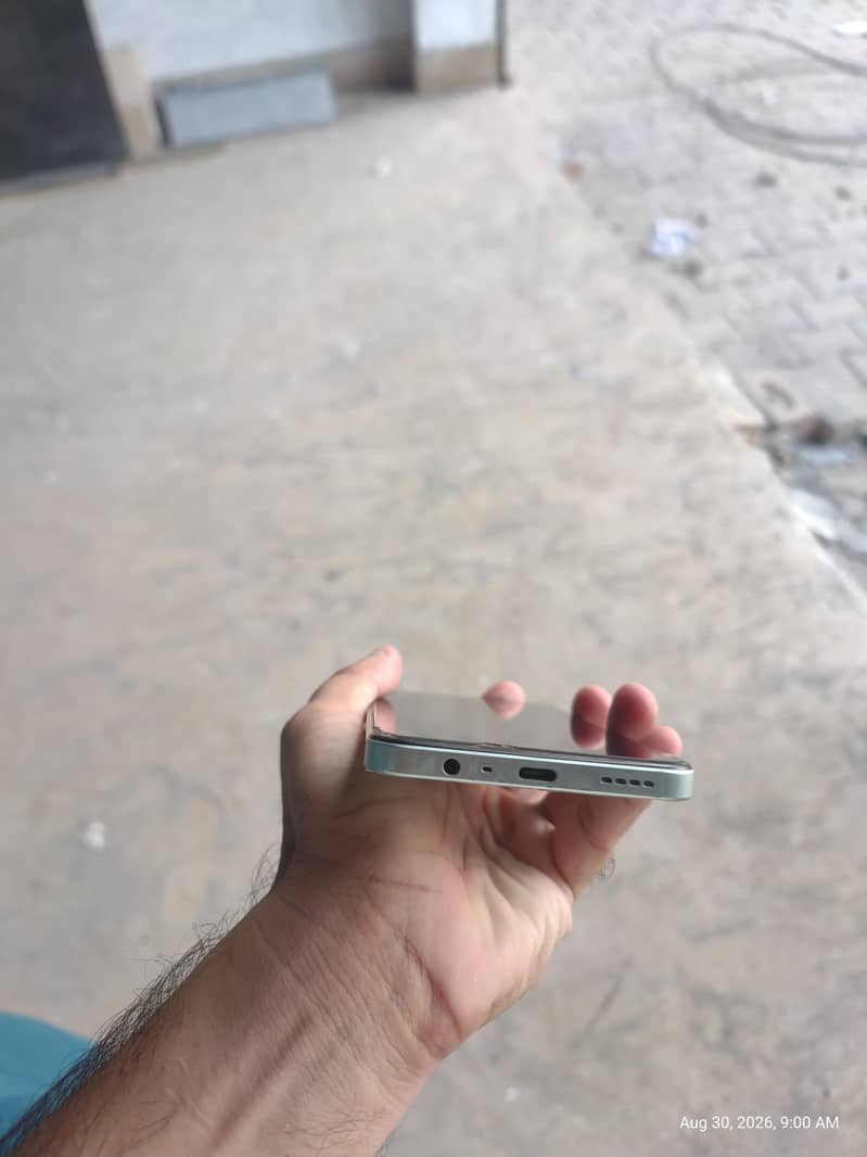 Realme Note 60x 4