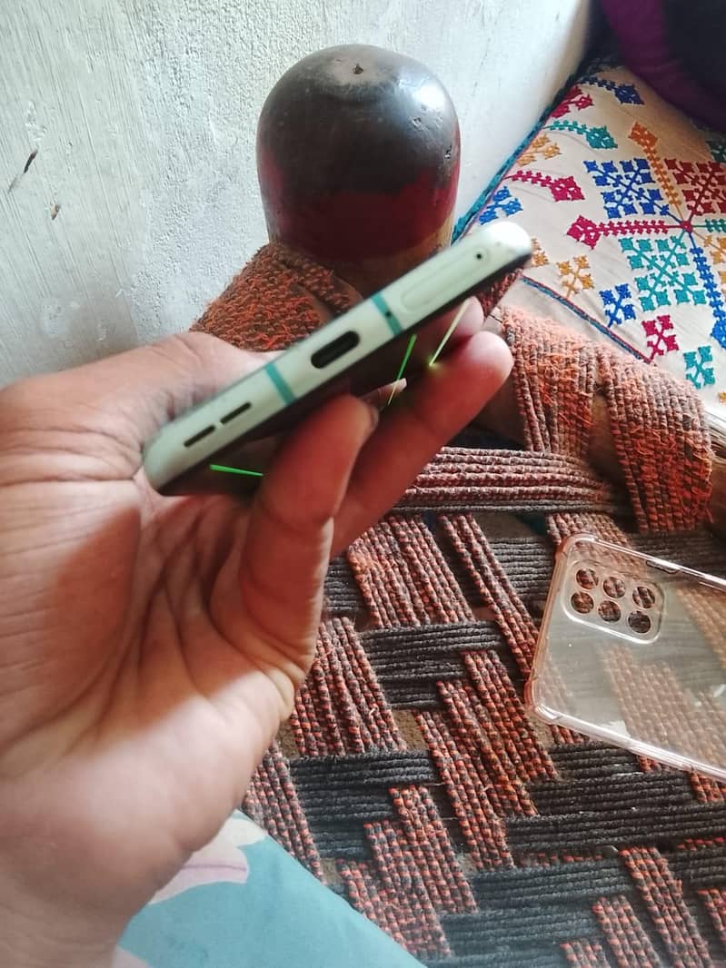 One Plus 8T 1