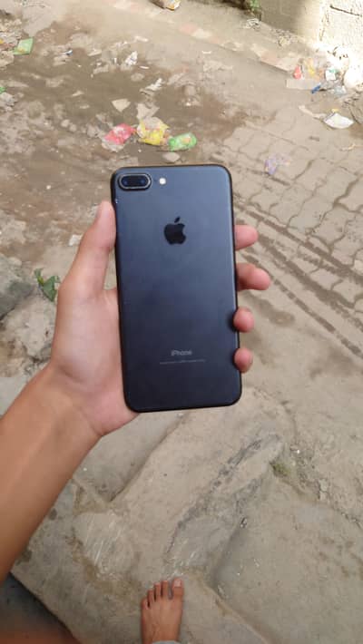Apple iPhone 7 Plus factory unlocked