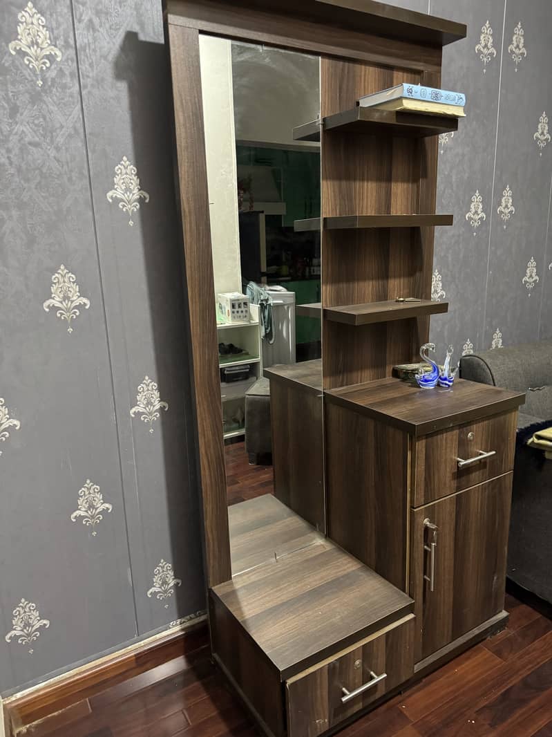 Dressing table 1