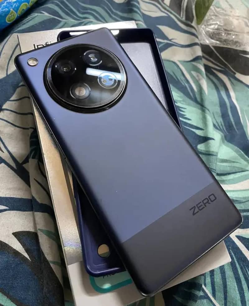 Infinix Zero 40 1