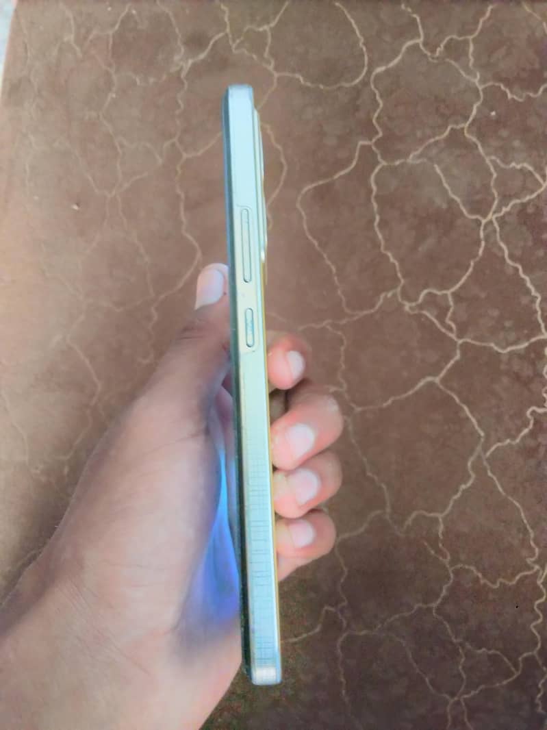 Vivo V25e 0