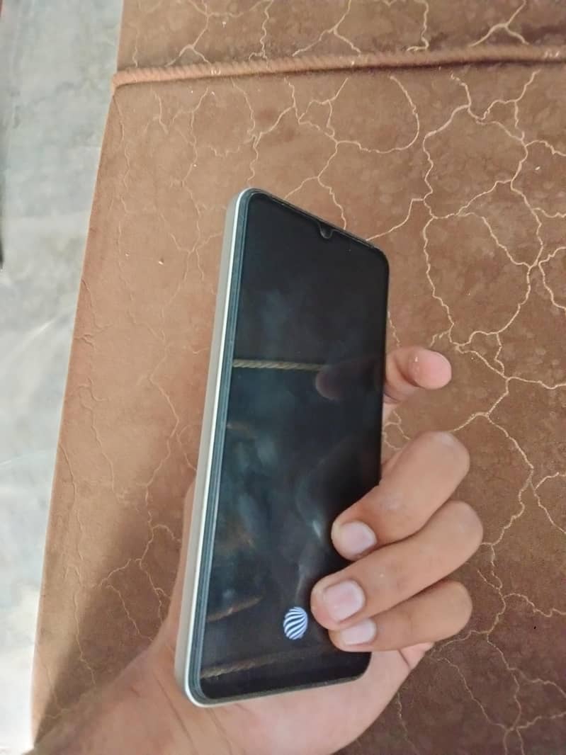 Vivo V25e 3