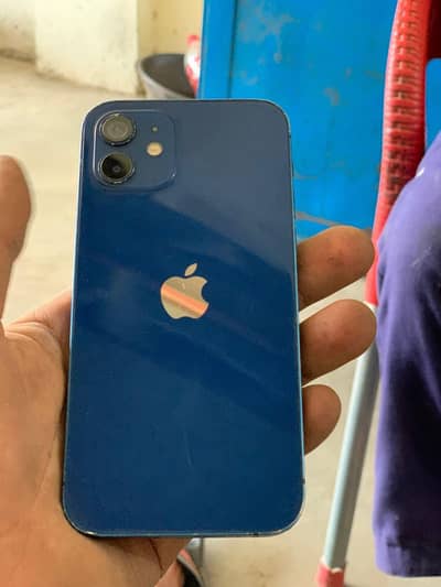 Apple iPhone 12
