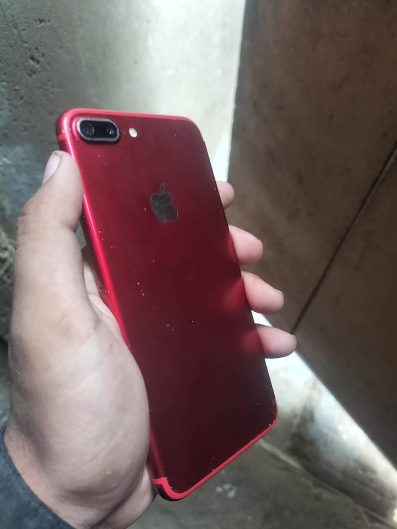Apple iPhone 7 Plus 3