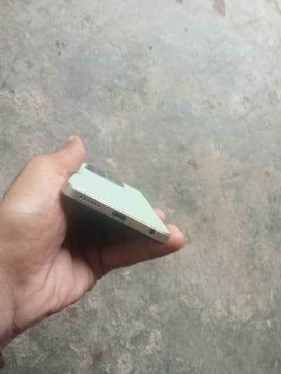 tecno sapark. 20c. . . . 4+4. . . 128. . gb