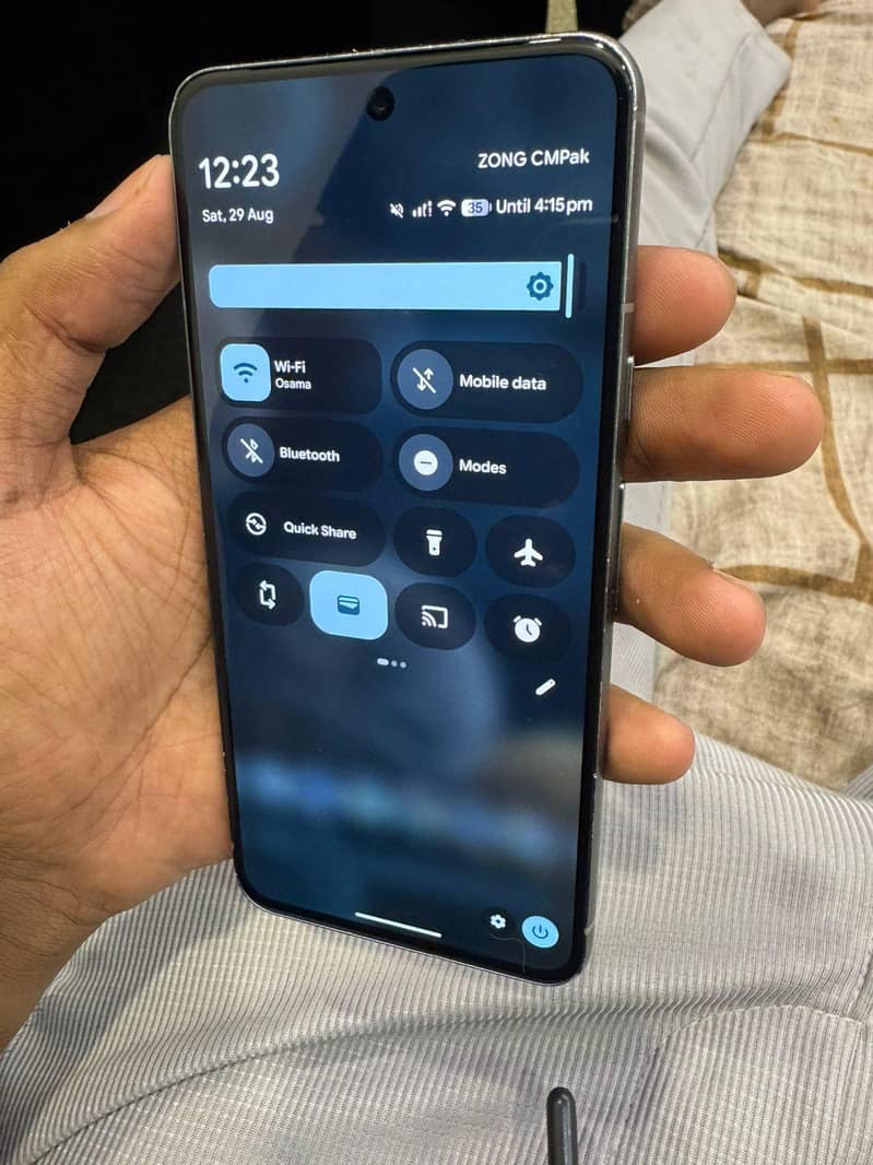 google pixel 8 5