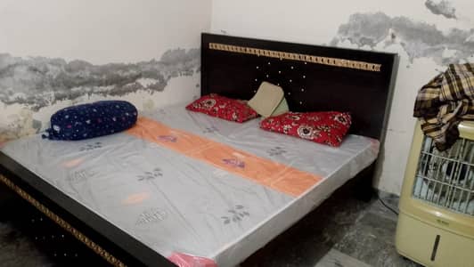 Mattress Five Star  used 5 mounth
